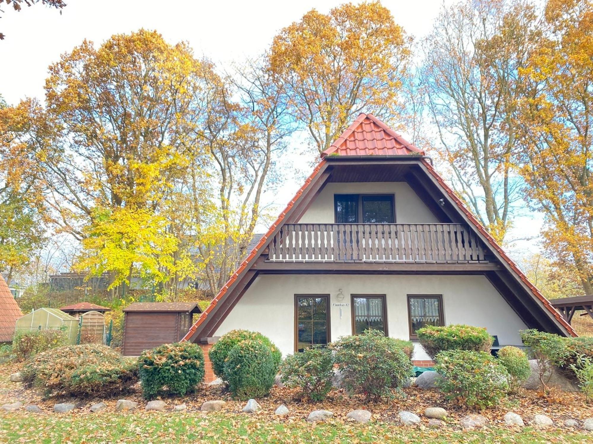 Finnhaeuser Am Vogelpark - Haus Luise Marlow Exterior photo